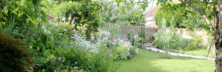 gardener long compton